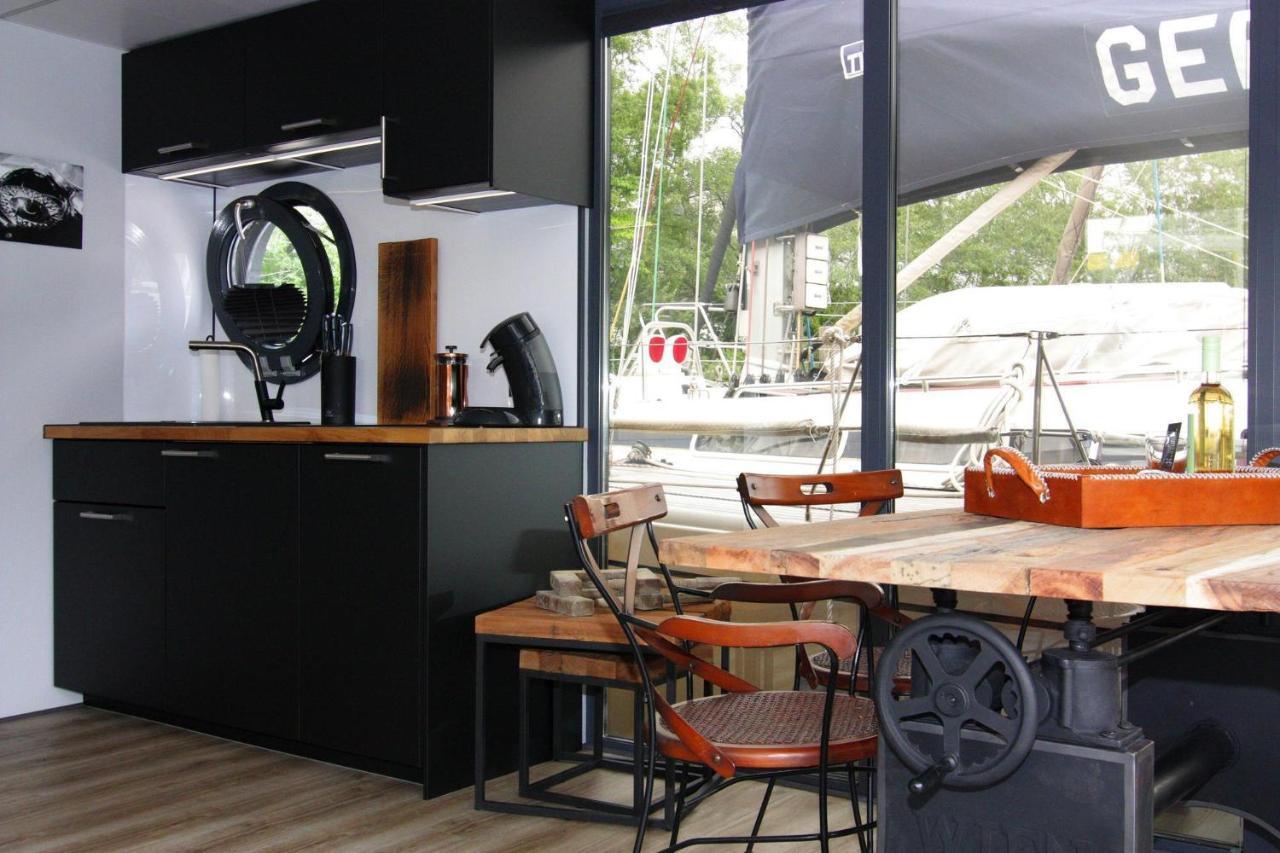 Hotel Houseboat Lina, Flensburg Exterior foto