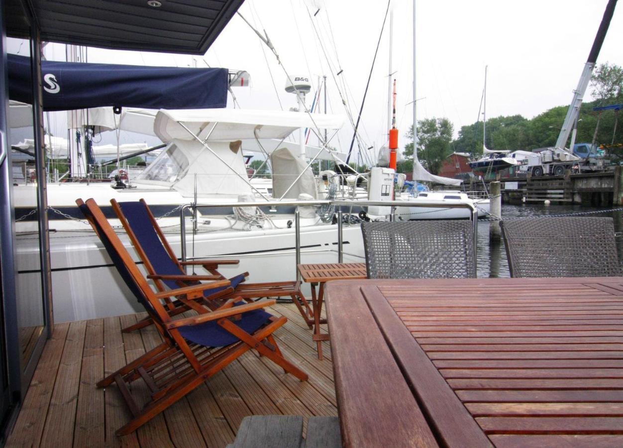 Hotel Houseboat Lina, Flensburg Exterior foto